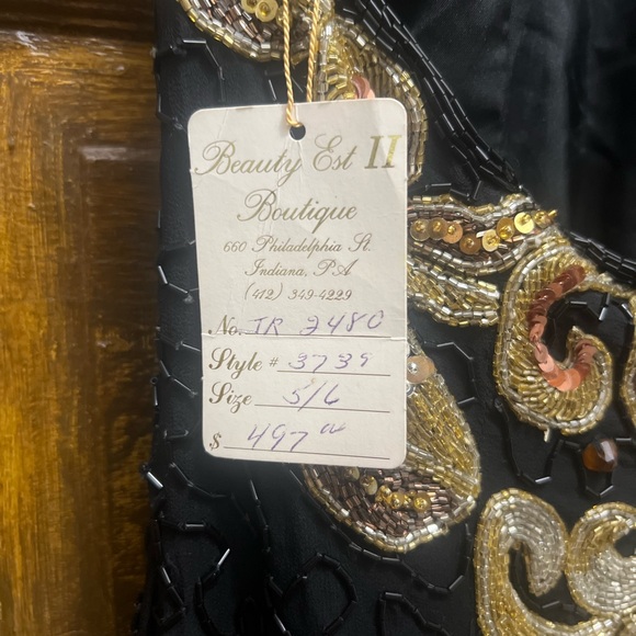 Vintage J. Reynolds Designs Atlanta beaded gown. NWT. Never worn. - Picture 7 of 8